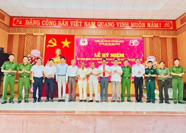 Tiếp lửa truyền thống, vun đắp khát vọng cống hiến