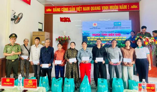 Nghĩa tình vùng biên của Tổ quốc