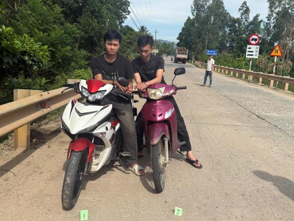 Bắt ổ nghiện tóm luôn kẻ cung cấp hàng