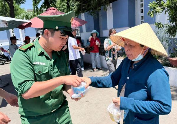 Lan tỏa yêu thương từ những người lính Biên phòng