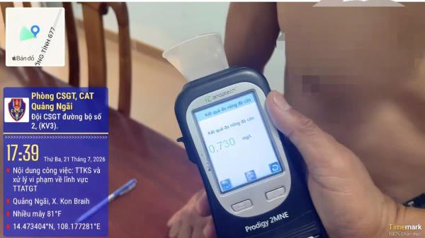 Tài xế ô tô vi phạm nồng độ cồn kịch khung trên Quốc lộ 24