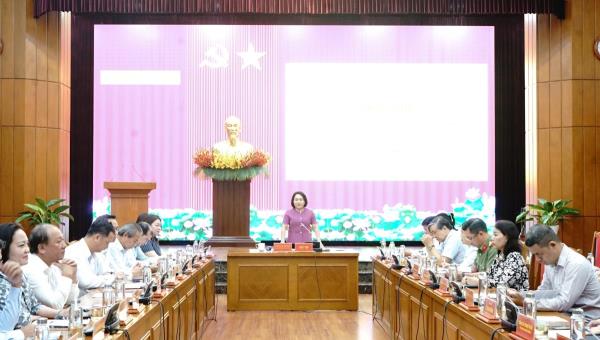 Đổi mới, nâng cao hiệu quả bảo vệ nền tảng tư tưởng của Đảng trong tình hình mới
