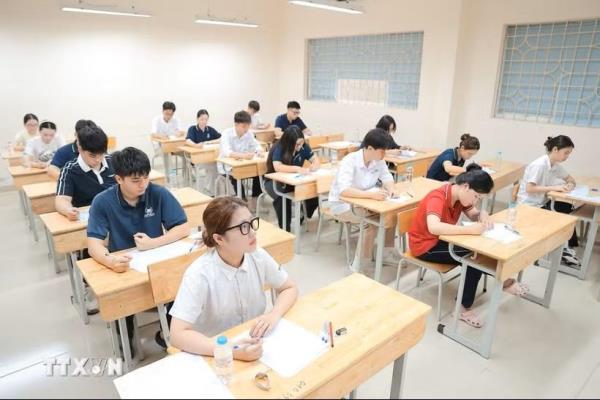 Duy trì Kỳ thi tốt nghiệp Trung học Phổ thông, tiếp tục chuẩn hóa, nâng cao độ tin cậy