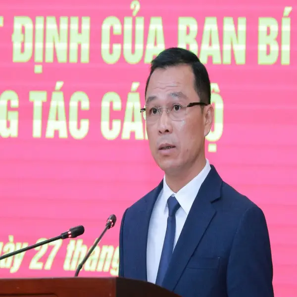 Thiếu tướng Tô Anh Dũng được bầu giữ chức Chủ tịch UBND tỉnh Thanh Hóa