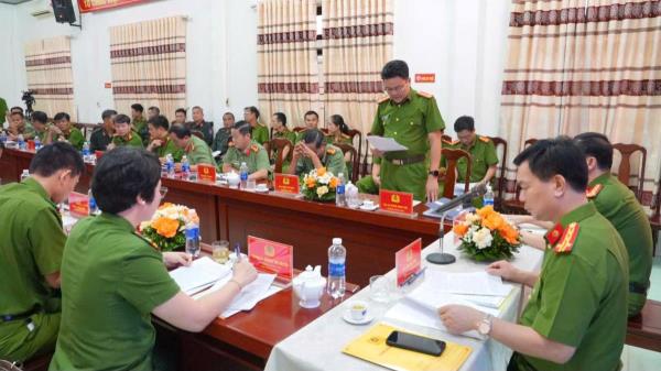 Bộ Tư lệnh Cảnh sát cơ động kiểm tra công tác tại Công an TP Huế