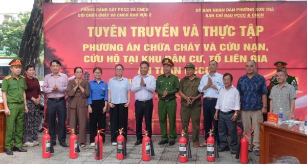 Nâng cao kỹ năng phòng cháy, chữa cháy cho nhân dân các khu dân cư trên địa bàn phường Sơn Trà