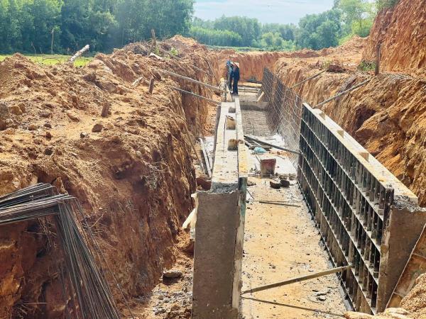 Sớm giải cơn khát nguồn nước tưới tiêu