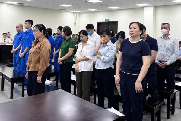 Biến nghiệp vụ quản lý hành nghề y, dược tư nhân thành chuỗi dịch vụ môi giới, nhận hối lộ