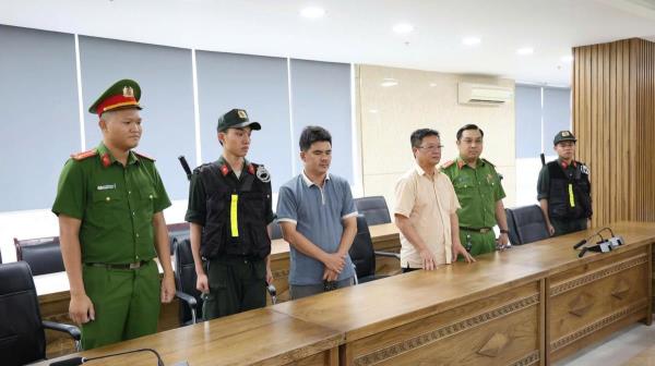 Triệt phá đường dây mua bán trái phép hóa đơn hơn 2.000 tỷ đồng