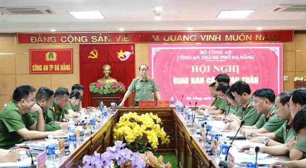 Quyết liệt làm sạch địa bàn, kéo giảm tội phạm