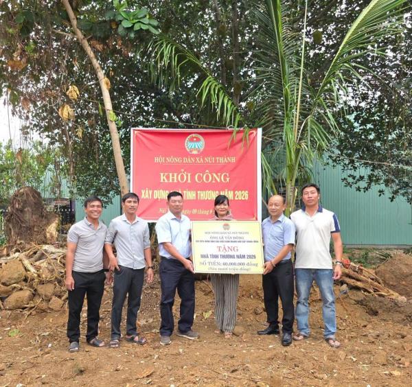 Khởi công xây dựng Nhà tình thương cho hội viên khó khăn