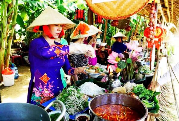 Phát triển thương hiệu Mỳ Quảng gắn với Lễ hội Mỳ Quảng thường niên giai đoạn 2027-2035