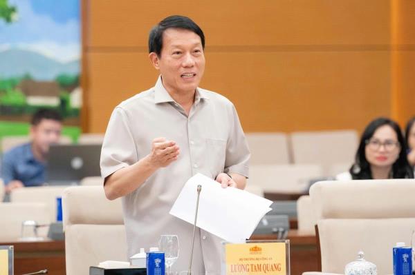 Phiên họp thứ 5, Ủy ban Thường vụ Quốc hội: Gỡ tâm lý e ngại, khơi thông nguồn lực nhưng không để lọt vi phạm