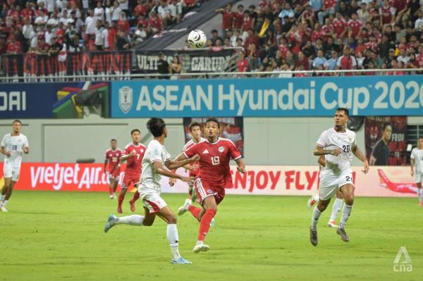 Singapore thua tan nát trên sân nhà, vì đâu?