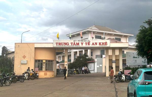 78 người nhập viện nghi ngộ độc bánh mì