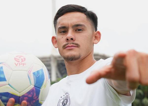 Hà Nội FC chiêu mộ tiền đạo Việt kiều Pháp