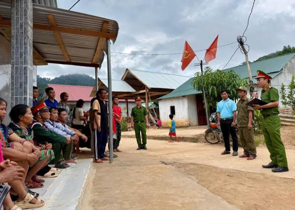 Công an Đà Nẵng triển khai các biện pháp đảm bảo an toàn cho nhân dân trong mưa lũ
