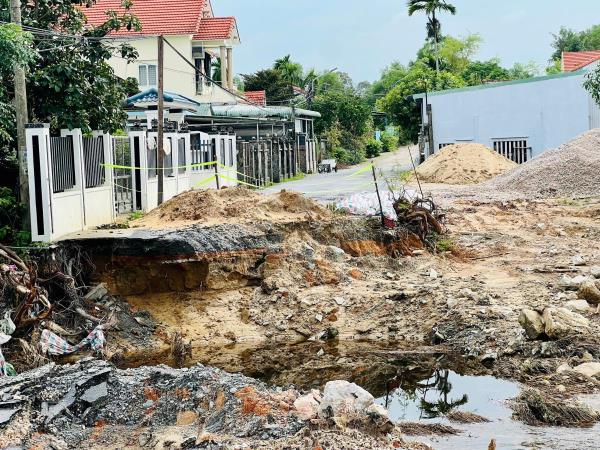 Nguy cơ mất an toàn tại dự án Cầu dốc Ông Hùng