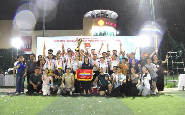 Giải bóng đá thanh niên tranh Cúp Đoàn UBND Đà Nẵng lần thứ I thành công tốt đẹp