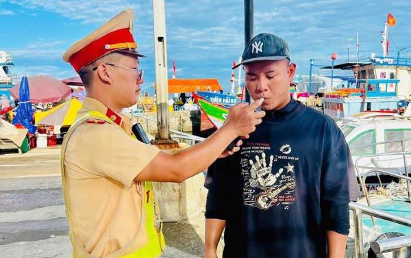 Siết giao thông dịp lễ, Quảng Ngãi xử lý 1.189 trường hợp vi phạm
