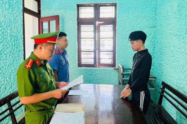 Chuyến hàng dẫn đến nhà giam