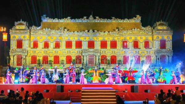 Trung thu Hoàng cung 2026 mở cửa miễn phí tại Đại Nội Huế