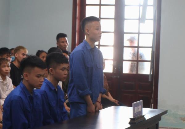 Giải quyết mâu thuẫn bằng bạo lực, nhóm thanh niên lãnh án tù
