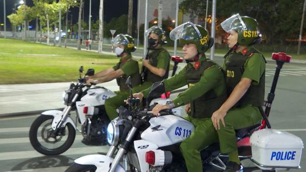 Phía sau một kỳ nghỉ lễ bình yên
