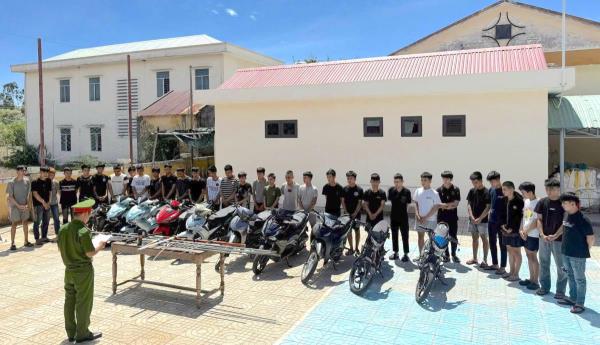 Hồi chuông cảnh báo về tình trạng bạo lực trong thanh thiếu niên do tác động từ mạng xã hội