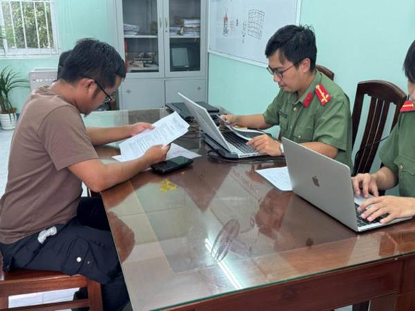 Sử dụng AI làm giả thiệp mời, đăng thông tin sai sự thật về Hội nghị KOL, QTV tỉnh Gia Lai