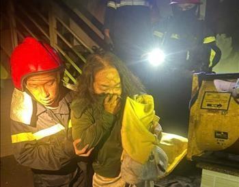 Cháy khách sạn ở TP.HCM, cứu 26 người, 3 ca ngộ độc CO nặng, 2 người tử vong