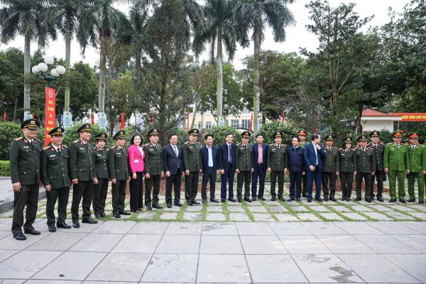 Bộ Công an phát động Tết trồng cây năm 2024 - Vì một Việt Nam xanh