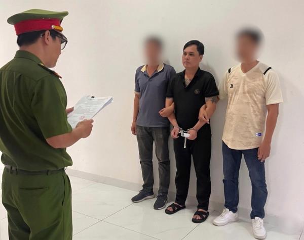 Triệt phá đường dây môi giới mại dâm trực tuyến