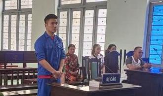 Trả giá vì vượt đèn đỏ tông chết người