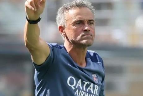 Lỡ chức vô địch, PSG thanh lý nguyên 1 đội hình