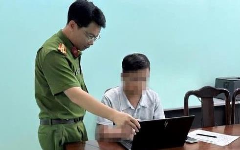 Khởi tố đối tượng xâm phạm quyền tác giả