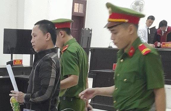 Một giờ gây 3 vụ cướp giật dây chuyền