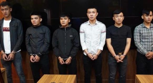 Tạm giam nhóm côn đồ