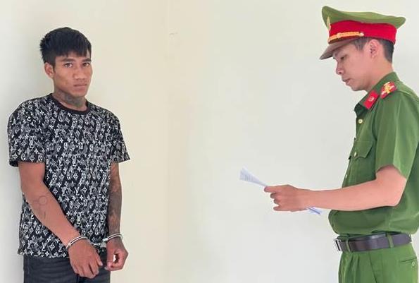 Bắt đối tượng đâm bạn nhậu