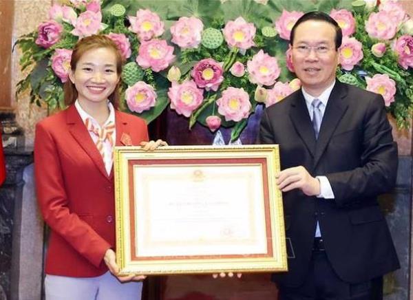 Chủ tịch nước biểu dương các gương mặt vàng của Đoàn Thể thao Việt Nam tại SEA Games 32