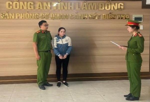 Dùng sổ đỏ giả lừa chiếm hơn nửa tỷ đồng