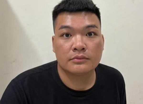 Công an Hà Nội bắt tên cướp tiệm vàng trên phố Núi Trúc