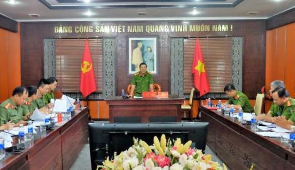 Ưu tiên kiện toàn Tiểu đoàn cảnh sát cơ động dự bị chiến đấu