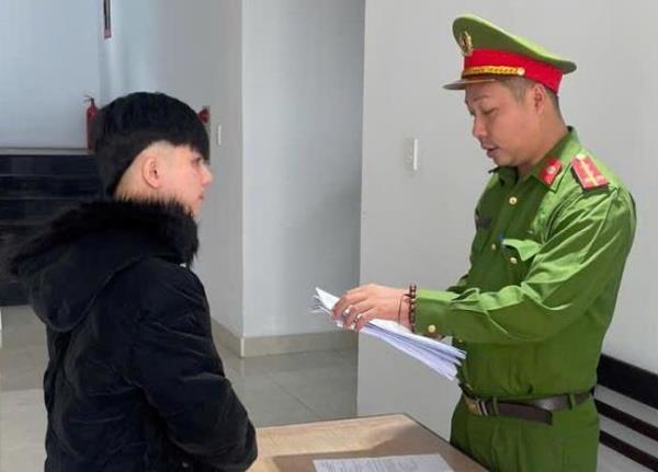 Bắt nhóm đối tượng chuyên trộm cắp ống pô xe Honda Air Blade