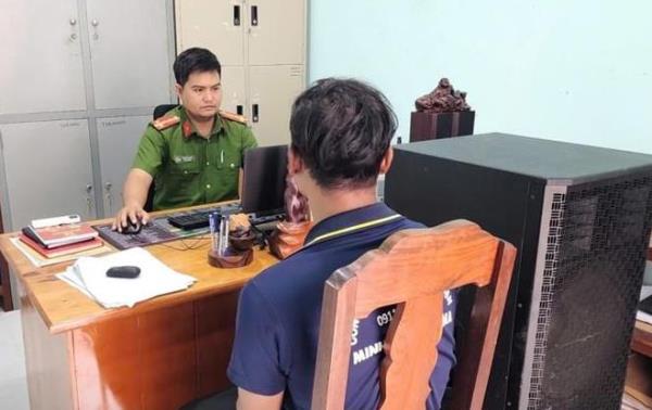 Hát karaoke... xuyên màn đêm