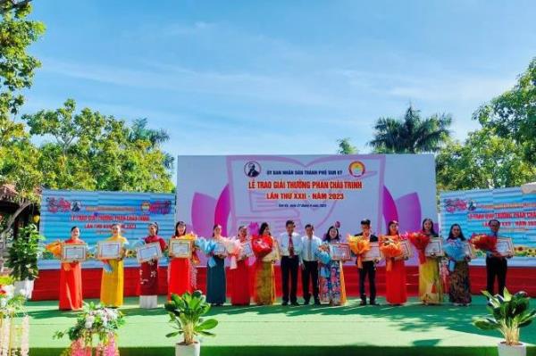 Trao Giải thưởng Phan Châu Trinh cho 113 cá nhân xuất sắc