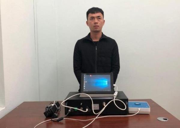 Anh em ruột sa lưới vì phát tán tin nhắn rác