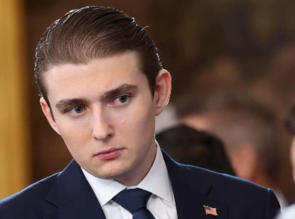Mật vụ Mỹ điều tra video Iran đe dọa Barron Trump
