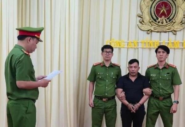 Khởi tố đối tượng chiếm đoạt hơn 14.000 bóng đèn thanh long của nông dân