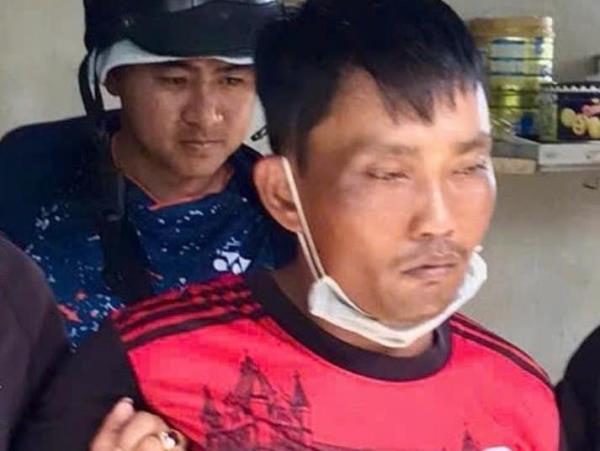 Giả vờ mua hàng rồi trói nhân viên, cướp tài sản